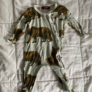 Milkbarn bamboo bear snap footies